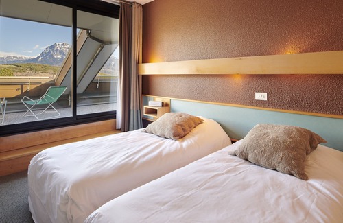 Chorges Hotel | Club Vacances Bleues Les Horizons du Lac