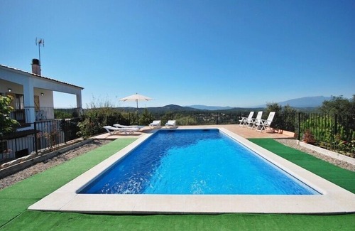 Vidreres Villa | Club Villamar - Maximum enjoyment in this lovely holiday villa