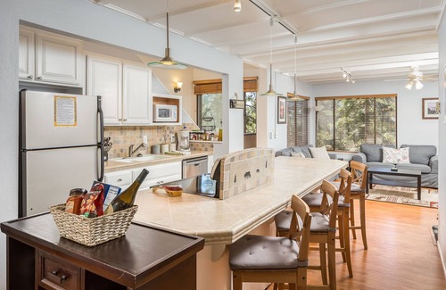 Zephyr Cove House | Clubhouse Family Retreat,Summer in Tahoe,Near lake, pool & downtown, hiking max8
