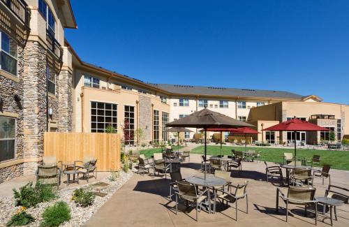 Pierre Hotel | ClubHouse Hotel and Suites