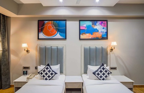 Kharar Hotel | Clubhouse Hotel Chandigarh Mohali