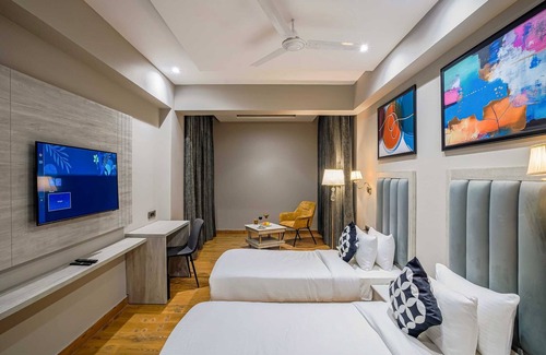 Kharar Hotel | Clubhouse Hotel Chandigarh Mohali
