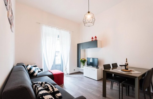 Como City Centre Apartment | Co-c933-ggar24a2 - Central Modern Apartment