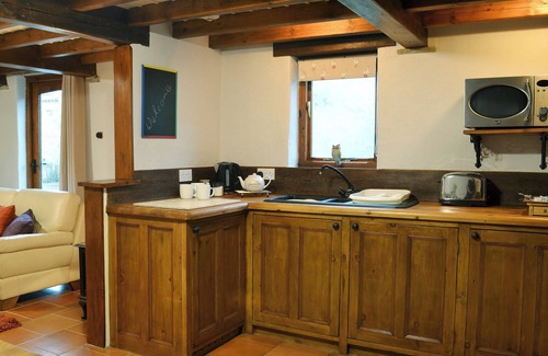 Peak District National Park Cottage | Courtyard Cottage At Dam Hall Barn