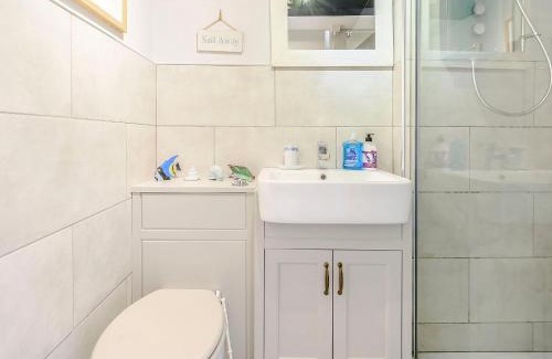 West Burton House | Coach House - E5120