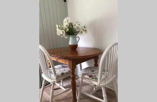 Aylesbury Apartment | Coach House