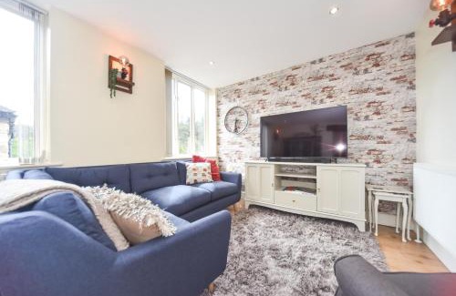 Matlock Bath House | Coach House Mews