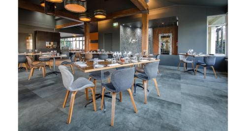 Warwick Hotel | Coachmans Inn Warwick