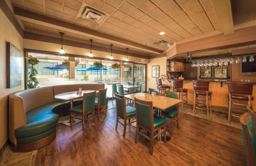 Campbell River Hotel | Coast Discovery Inn