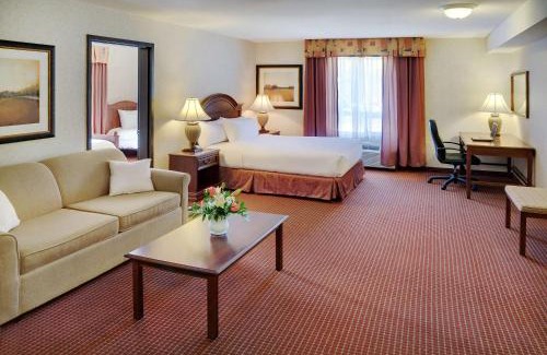 Grimshaw Hotel | Coast Grimshaw Hotel & Suites