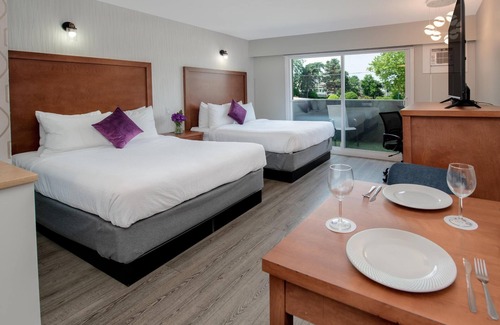 East Side Hotel | Coast Metro Vancouver Hotel