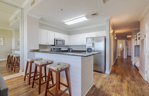 Avon Apartment | Coastal at Calypso - Prime Beachfront Location