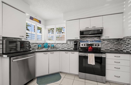 Isla del Sol Condo | Coastal Bliss and Endless Sunshine