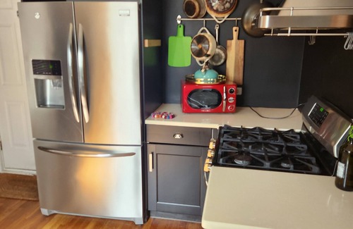 Swampscott House | Coastal Charm – Walk to Beach or Train!