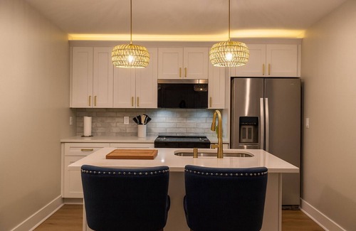 Spring Hill House | Coastal Comfort in Spring Hill.Relax and Recharge Near the Coast