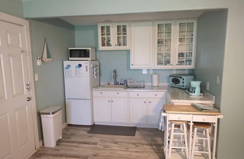 Palacios Apartment | Coastal Cottage Bay House - Bayview Studio – Fish, Swim, Enjoy!