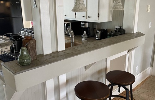 Chincoteague Cottage | Coastal Daze Cottage on Famous Chincoteague Island! Come see the wild ponies!
