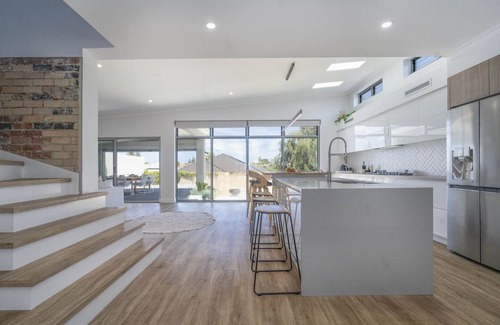 Mullaloo House | Coastal Escape Near Mullaloo Beach