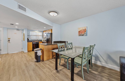 Belle Vista Condo | Coastal Gem | Gulf Views + Walk to Fun