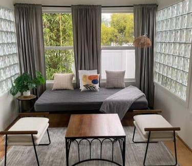 Playa Del Rey House | Coastal Los Angeles Retreat - Huge & Amazing Floor Plan in LA