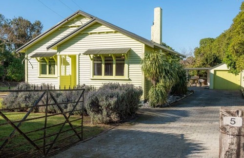 Kekerengu House | Coastal Paradise