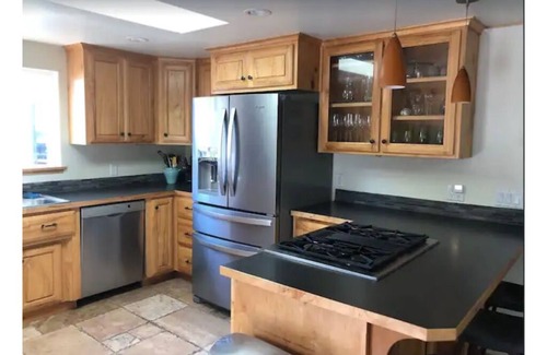 Westhaven-Moonstone House | Coastal Refuge, *Hot Tub,* Close to Town.