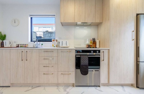 New Brighton House | Coastal Sands Escape 1 bed 1 bath with sofa bed