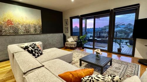 Cowes House | Coastal Tones
