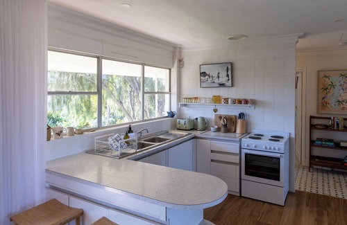 Carrickalinga House | Coastal Views Pet Friendly Retro in Carrickalinga - 7 Beds, 2.5 Bath, 10 guests