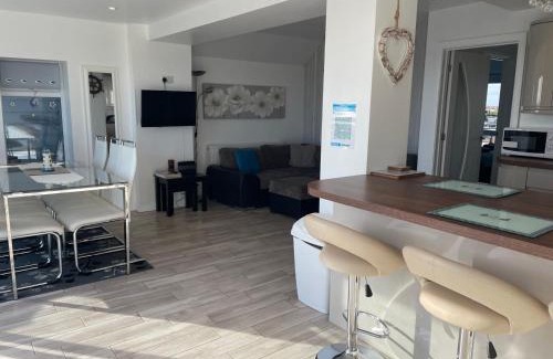 Pevensey House | Coastview Bungalow