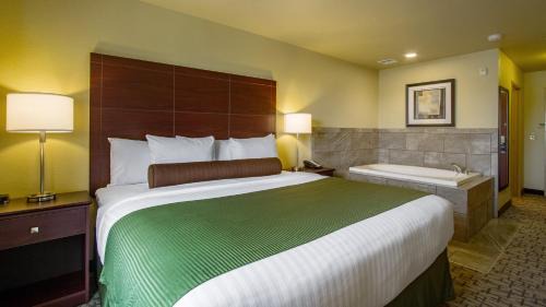 Orrville Hotel | Cobblestone Hotel & Suites - Orrville