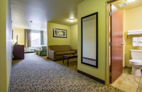 Orrville Hotel | Cobblestone Hotel & Suites - Orrville