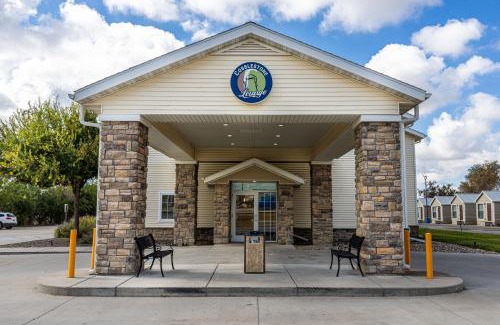 Big Lake Hotel | Cobblestone Inn & Suites - Big Lake