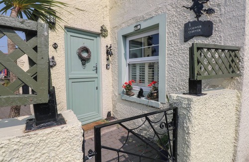 Newton Cottage | Cobwebs Corner