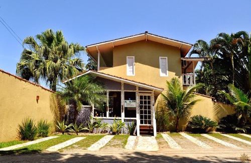 Camburi House | Coco Bambu Cambury