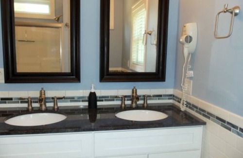 Chincoteague House | Coco Banana's tropical feeling is ap-peeling!
