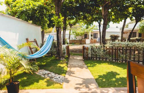 La Libertad Villa | Coco Surf Tropical Village