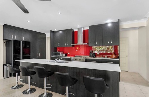 Smithfield Villa | Coco Tierra Expansive Cairns Oasis with Pool