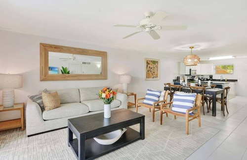 Northwest Point Condo | Coconut Bay Villas #113 - Ocean View 2 BR & Pool