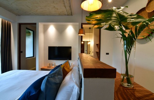 Bang Krasop Hotel | Coconut Lane Bangkok