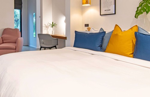 Bang Krasop Hotel | Coconut Lane Bangkok