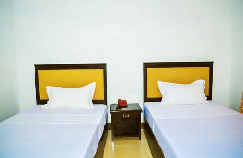 Marumbi Hotel | Coconut Tree Village Beach Resort