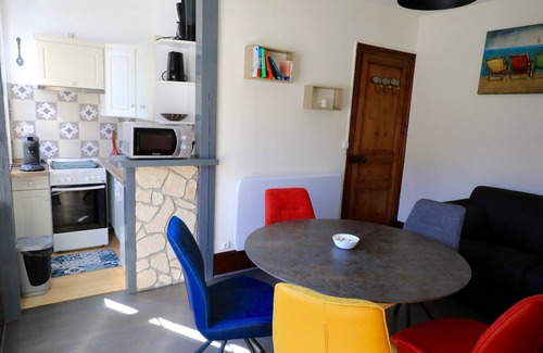 Mers-les-Bains Apartment | Cocoon for 2, Mers les Bains, sea view from balcony. Colorful, bright, welcoming.