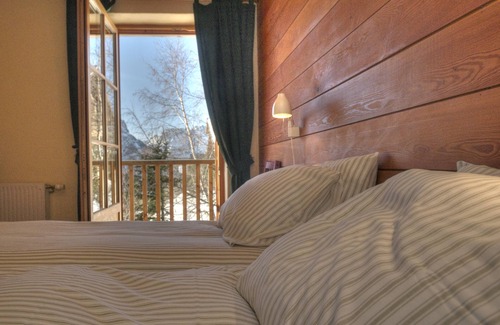 Villard-Reculas Apartment | Cocooning and upscale apartment - swimming pool sauna and spa- ideal family