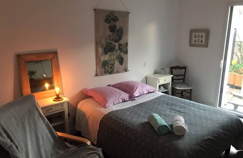 Montauban-de-Bretagne Bed & Breakfast | Cocooning room pets welcome