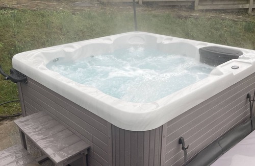 Abersoch Cottage | Coed Helyg - a coastal that sleeps 14 guests in 7 bedrooms