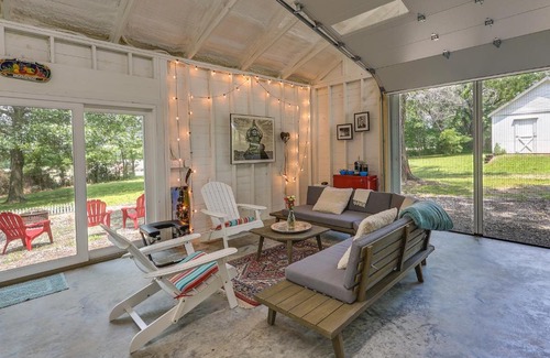 Coffeyville Apartment | Coffeyville Countryside Studio with Fire Pit!