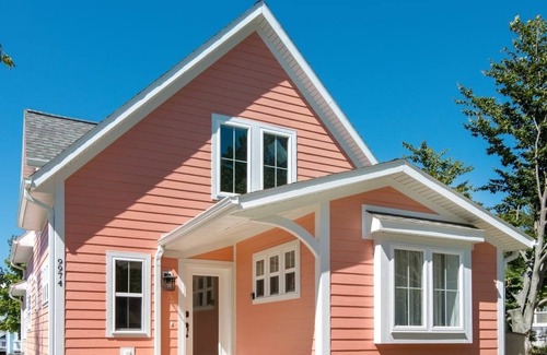 Empire House | Coho Cottage 3 Bedroom Home by RedAwning