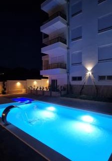 Utjeha Hladna Uvala Apartment | Cold Bay Mansion
