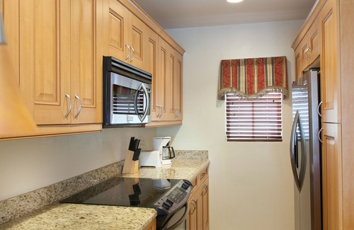 Bahama Reef Apartment | Colindale Apartments